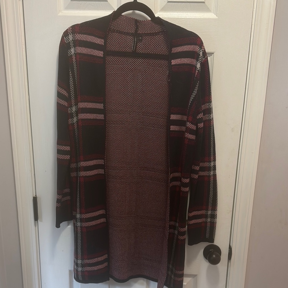 moon & madison Black and Red Plaid Cardigan